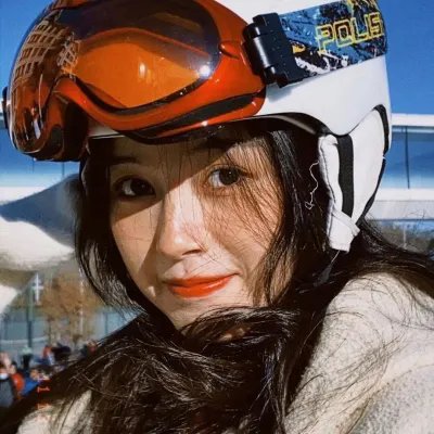 庞妮·塞尔文